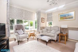 Sitting Room- click for photo gallery